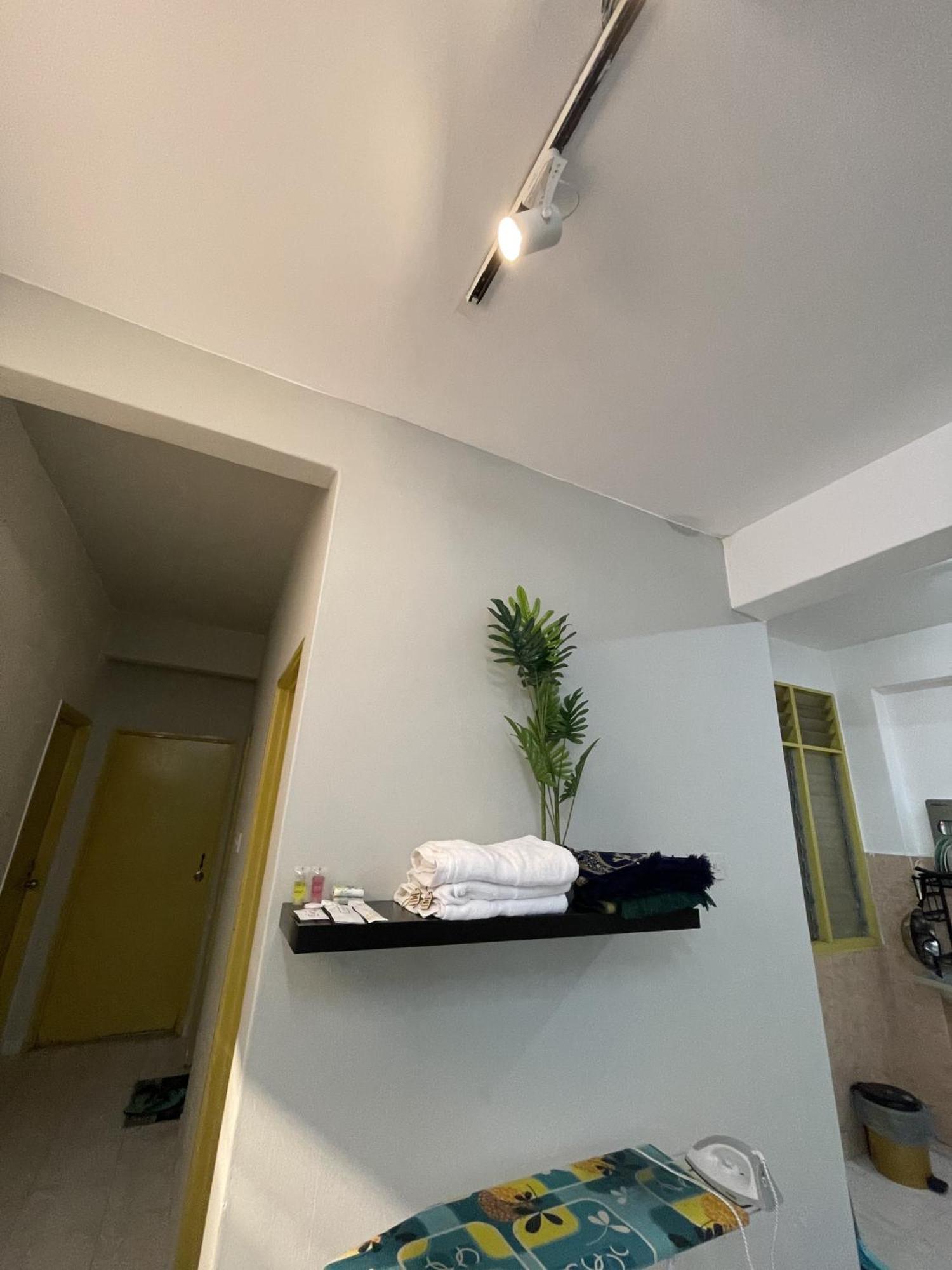 Peaceful Pines 4 Rooms Full Ac & Netflix By Ezyroom Melaka Ayer Keroh Luaran gambar